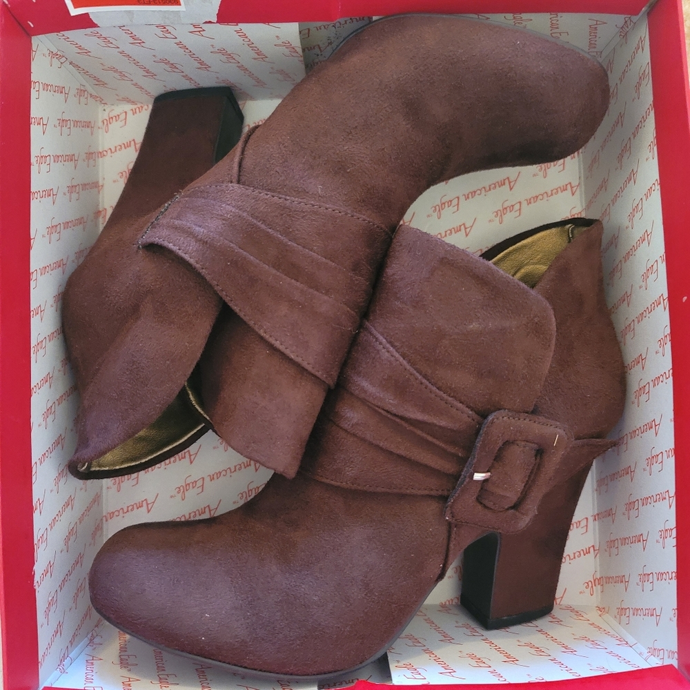 American Eagle Booties